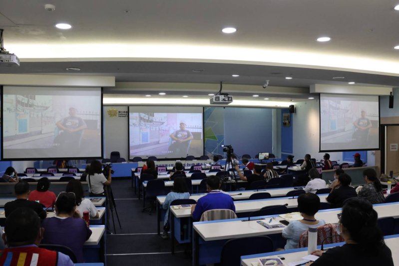 拉阿魯哇族紀錄片〈paria．捕魚〉首播。