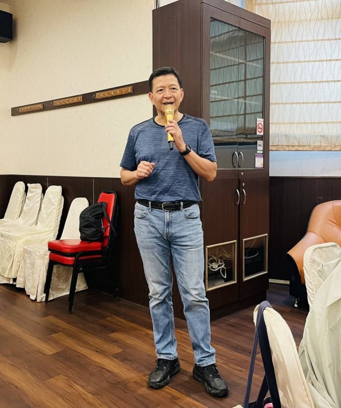 陸委會港澳蒙藏處處長兼策進會秘書長盧長水出席座談致詞。