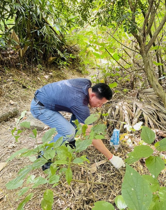 生態導覽及公益淨山。