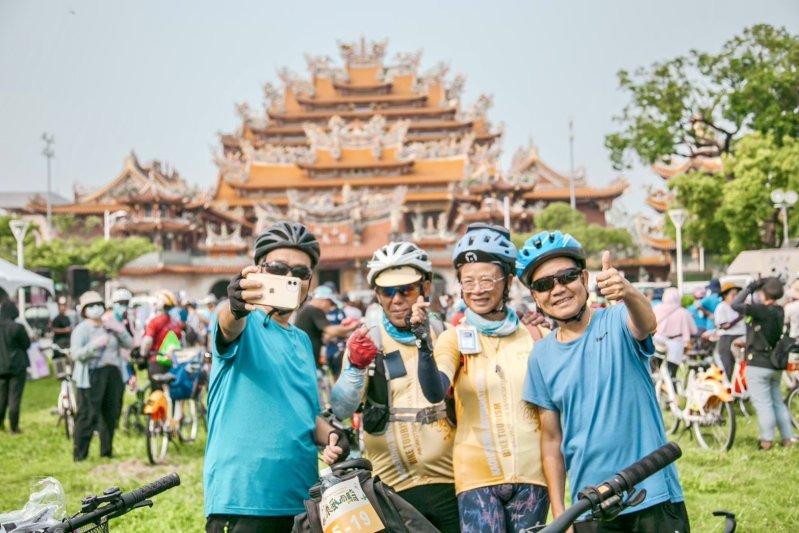 深化地方文化體驗，觀光局特別規劃「岡山老街藝遊趣」走讀。（觀光局提供）
