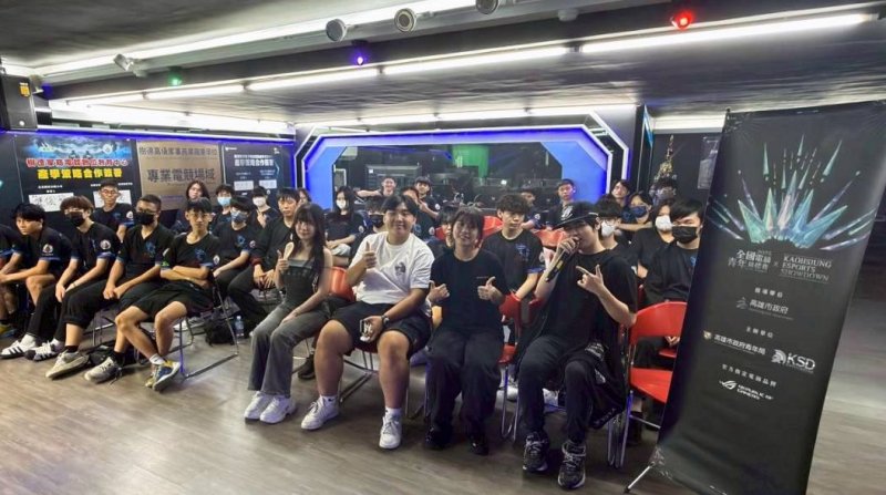 高市青年局推動「電競人才培育計畫」，攜手在地大專院校電競專班辦理校園講座，深化學生對產業趨勢與實務工作的理解。