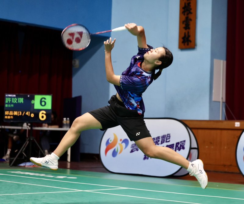 羽球女子組單打賽金牌邱品蒨。