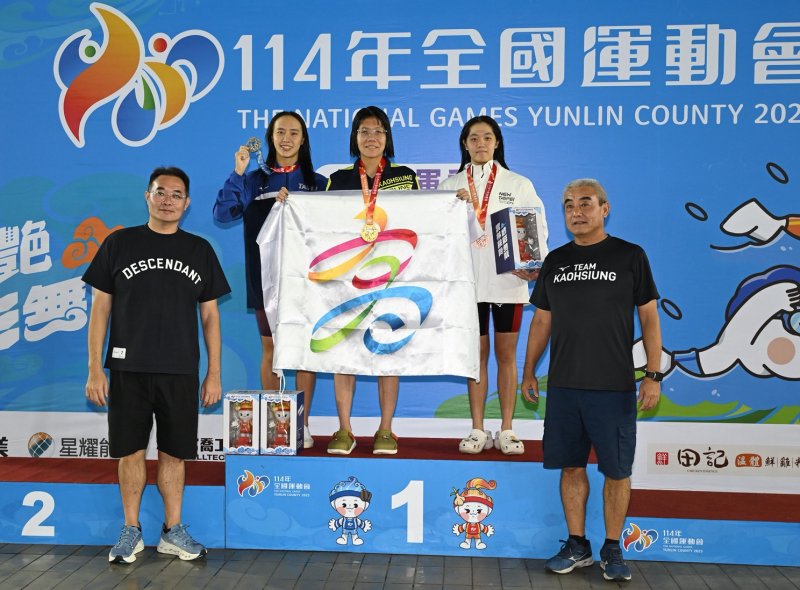 女子組游泳400公尺自由式金牌陳思安。