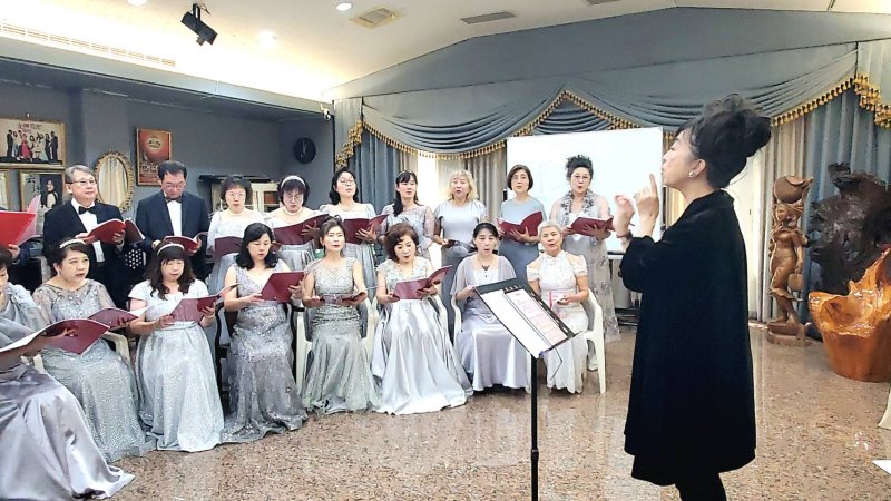 指揮／高慧容老師老師。（漾新聞記者陳雯萍攝）