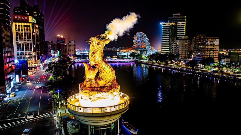 春節連假選高雄 景區升級亮點迎客潮。（高雄市觀光局提供）