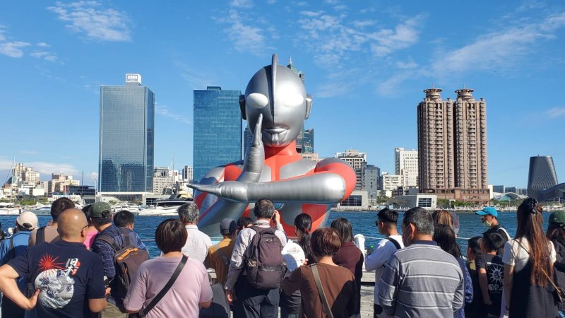 2026高雄冬日遊樂園圓滿閉幕，超人力霸王跨世代合體告別，留下最暖心的冬日記憶。(漾新聞記者陳雯萍攝)