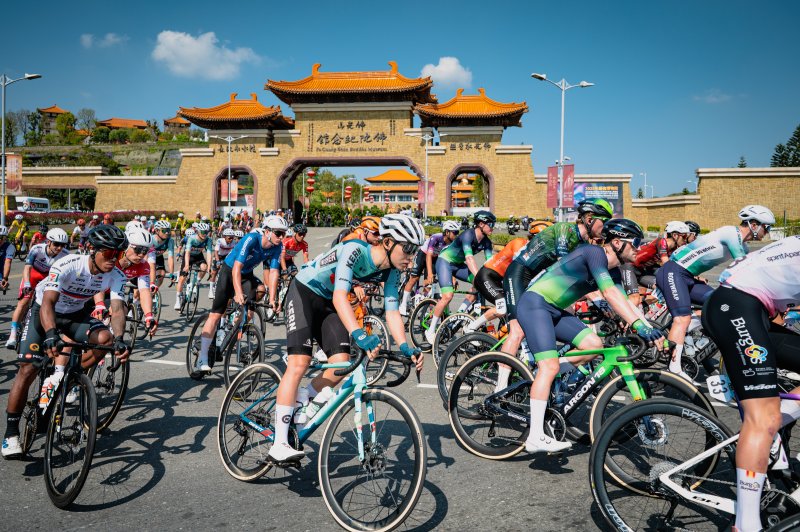 2026環台賽高雄市站自佛光山佛陀紀念館出發。中華民國自由車協會提供 2026環台賽高雄市站自佛光山佛陀紀念館出發。中華民國自由車協會提供