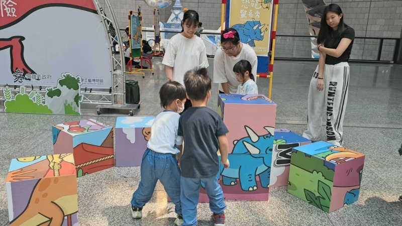 恐龍現身科工館　樹德家商帶動最萌童趣冒險。