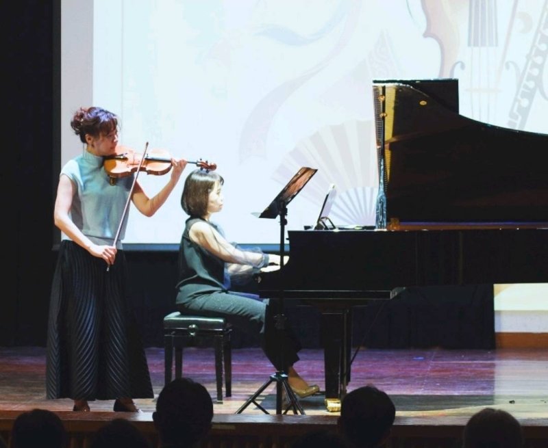 小提琴獨奏 龐斯：小星星 馬斯奈：泰伊斯冥想曲 國立臺北藝術大學音樂系李宜錦教授。