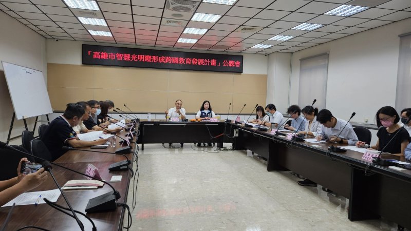 漾新聞|舊電腦遠送肯亞 高雄跨國公益點亮學習燈