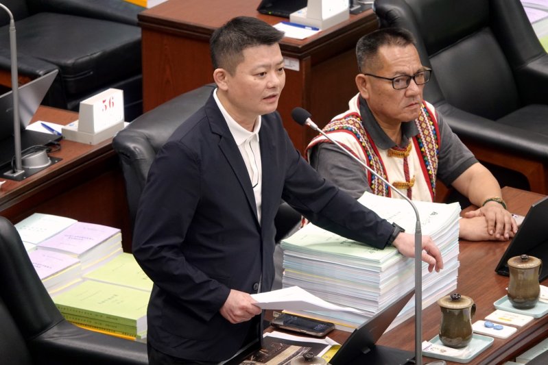 漾新聞|高雄土方危機延燒　曾俊傑建議填海造陸推動南星新機場