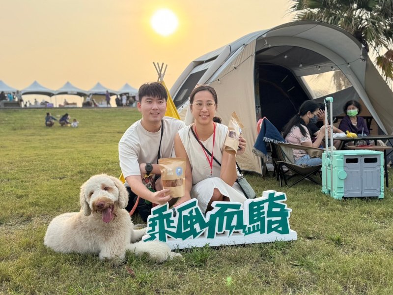 漾新聞|毛孩一起騎！林園「乘風而騎」壓軸登場　草地派對×寵物共騎萌翻高雄南境