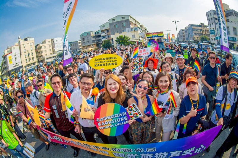 漾新聞|高雄彩虹應援大爆發　觀光局號召旅宿業共創粉紅經濟新能量