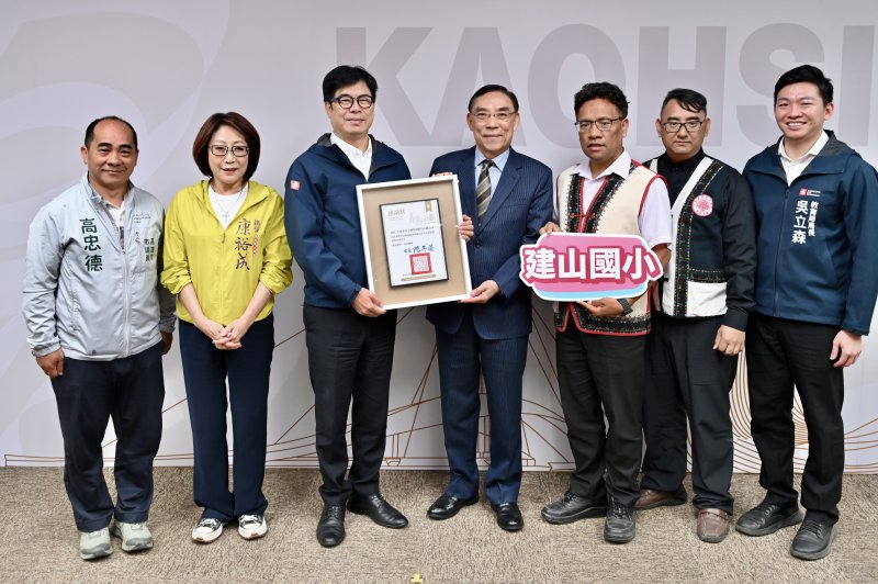 漾新聞｜高雄老人免費裝假牙3月開辦　中低收補助權益持續保障