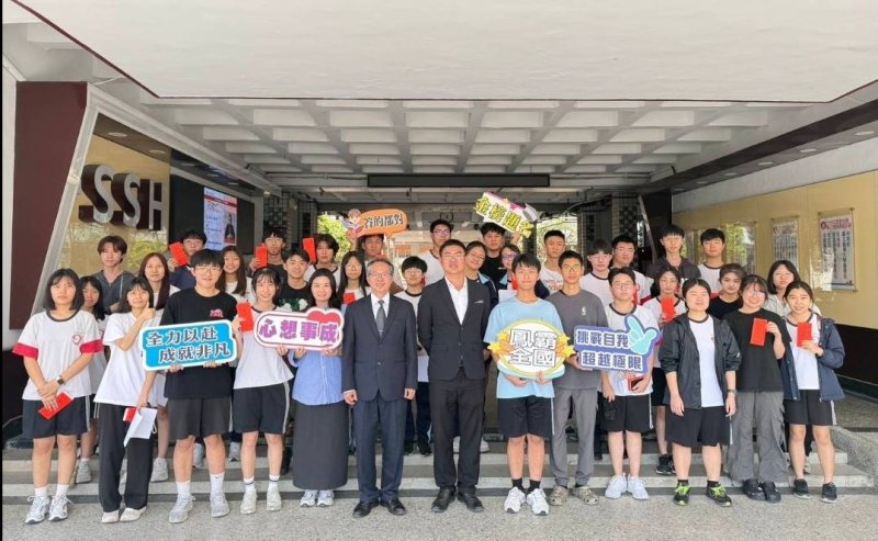 漾新聞｜鳳山高中繁星全壘打　醫學頂大齊發錄取率逾八成