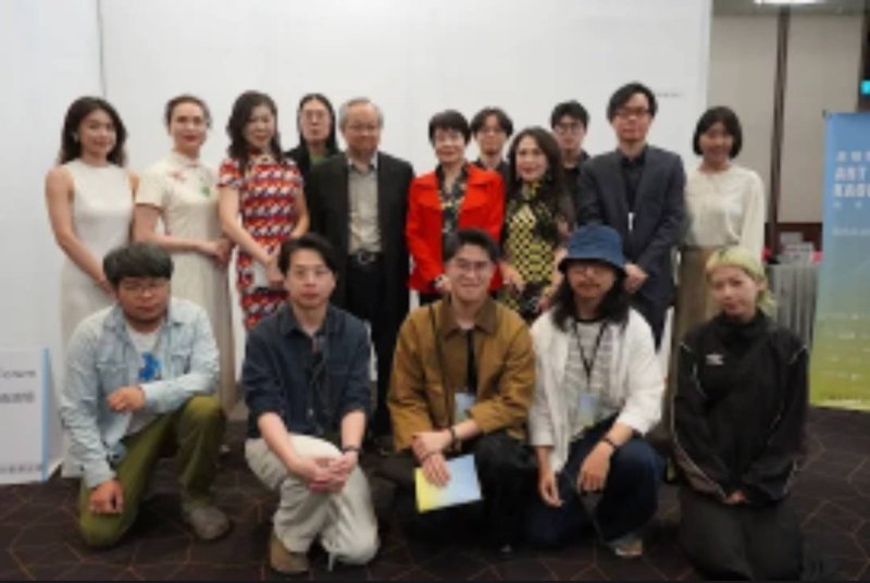 漾新聞｜高雄藝博春季登場 潛龍特展引爆藝壇焦點