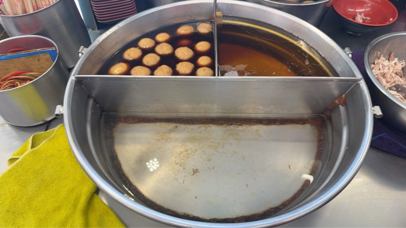 漾新聞|餐盒驚見刀片　高市衛生局重罰業者