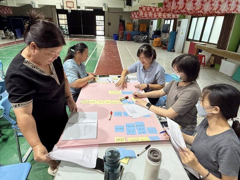 漾新聞|美濃國小團隊籌備校慶工作