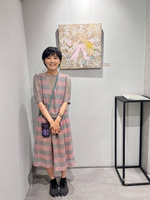 漾新聞｜陳禕媃《少女的祈禱》登場　水墨堆疊靜謐魔法世界