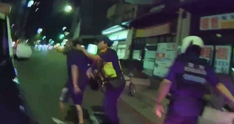 漾新聞｜假身分當街狂奔百公尺 通緝犯仍遭警逮