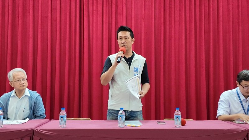 漾新聞｜青年夜市搬遷引憂　鍾易仲籲市府提安置方案保障攤商生計