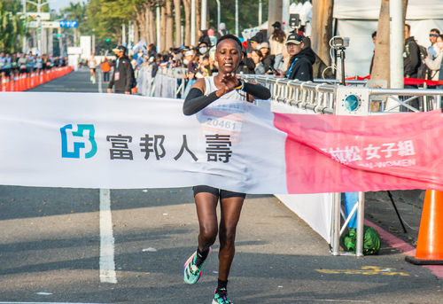 全馬女子組由Musau Jemimah Wayua奪冠