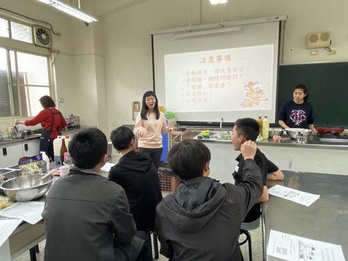 年菜自己做！彌陀國中寒假年菜體驗課 傳統文化入味感恩惜福