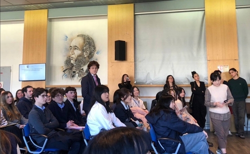 高雄女中與法國德薩伊中學精彩對談 國際交流激起智慧火花