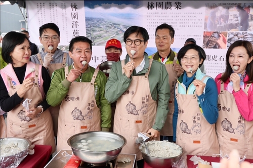 蔥啥咪林園洋蔥節登場 陳其邁大讚入菜保證好吃