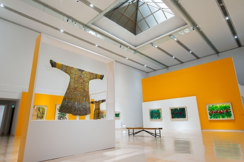 漾新聞|穿越時空的色彩詩篇！陳正雄90大展高美館璀璨登場