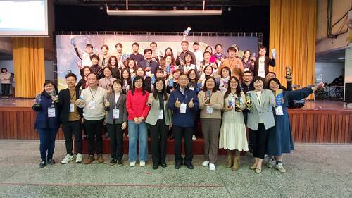 指導學生「只為做好一件事」達成技職精神 高市教育局表揚幕後英雄84位技職典範