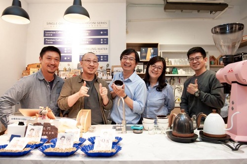 漾新聞| SCA生豆認證與卓武山生豆發表杯測會 滿福烘豆場登場飄香