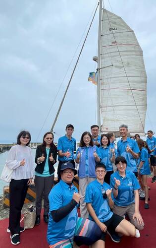 漾新聞|科學家陪航！帆船跳島也能做研究