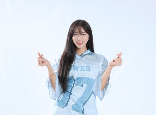 高人氣韓國啦啦隊女神安芝儇擔任大使，再度參與高雄龍舟