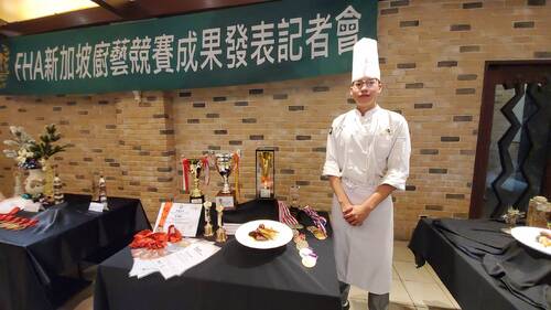 餐管系宋育誠單人奪下一金兩銅佳績