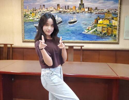 台大醫科繁星榜首今出爐獎落高雄！周恩瑩「學霸舞后」全能奪冠。（記者陳雯萍攝）