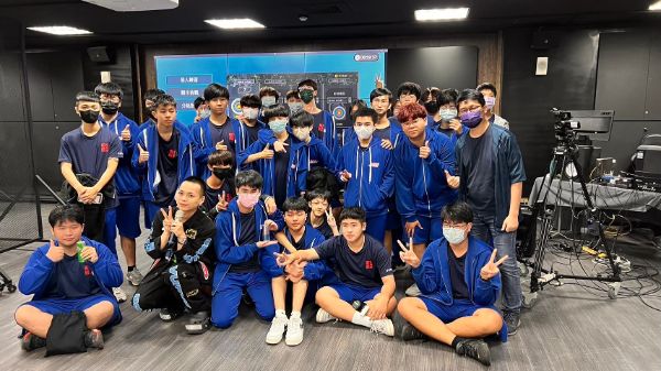漾新聞｜全台唯一電競科爆紅！立志高中10年造就10多位職業選手