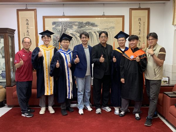 漾新聞｜技高生逆襲頂大碩士！立志資訊科四子創學歷奇蹟