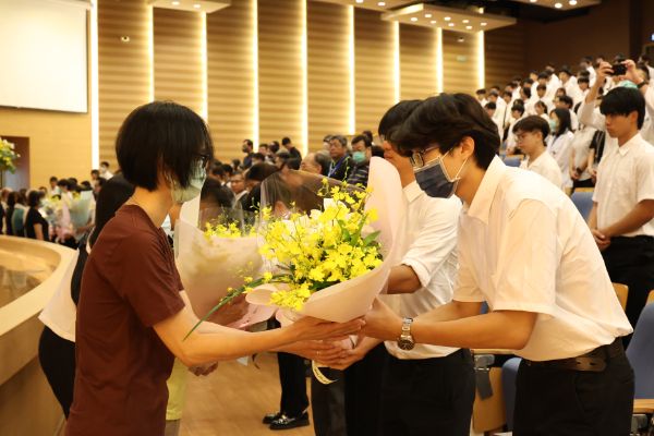 漾新聞｜跨越生死的教誨！高醫大感恩大體老師無聲傳愛