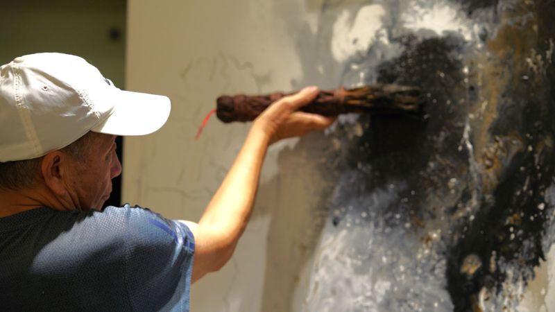 林登隆彩墨創作彩墨韻象個展登場。