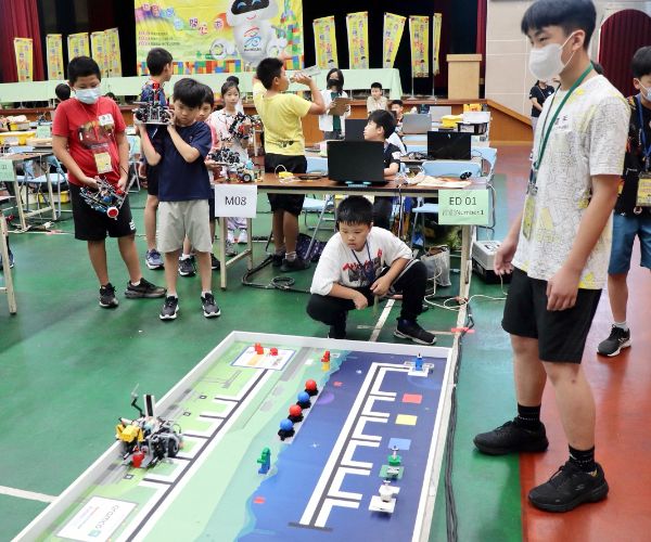 漾新聞｜拚機器人界奧運門票！高雄426位學生激戰創意賽