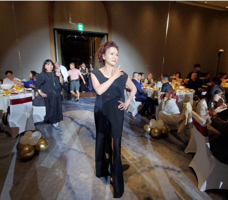 圖／遇見獅子會創新舉辦的珠寶走秀，價值15億，獅姐們充滿麻豆走秀，引起全場矚目。（記者陳雯萍攝）