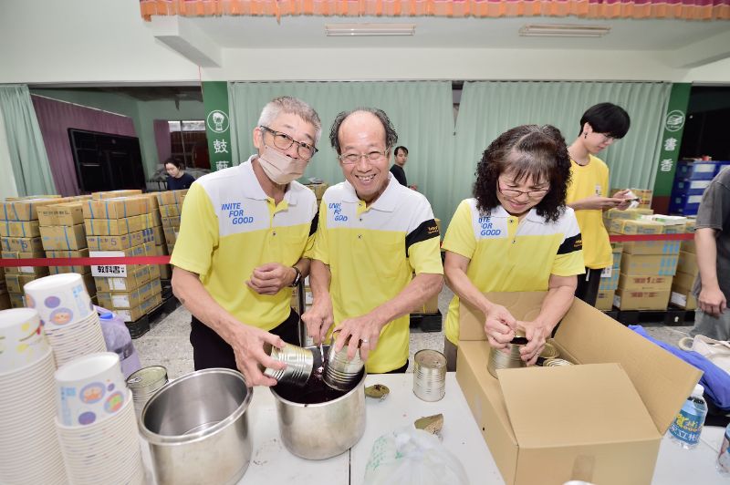 免費夏令營陪伴弱勢童，扶輪社點亮一夏希望光芒。