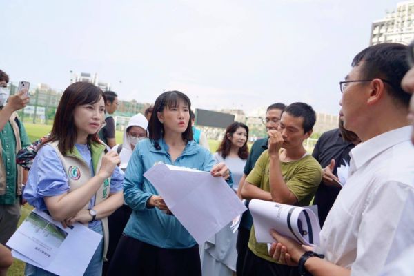 漾新聞|足球場變水池？鄭孟洳籲市府徹底改善排水