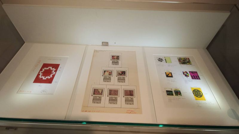 展出福田繁雄的手稿,難得一見。(記者陳雯萍攝) 展出福田繁雄的手稿,難得一見。(記者陳雯萍攝)