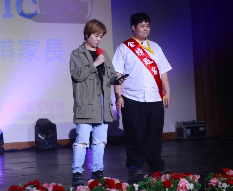 「OPEN MIC」技藝競賽優勝選手柯冠甫同學的媽媽分享。 「OPEN MIC」技藝競賽優勝選手柯冠甫同學的媽媽分享。