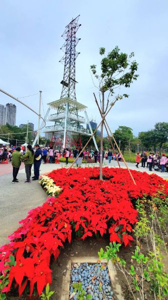 漾新聞｜盤花公園開園　愛河畔綻放客家文化新地景處處驚艷